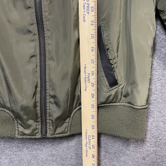 B. Sweet Olive Green Bomber Style Jacket Junior's Size XL Black Trim Pockets - Picture 11 of 16